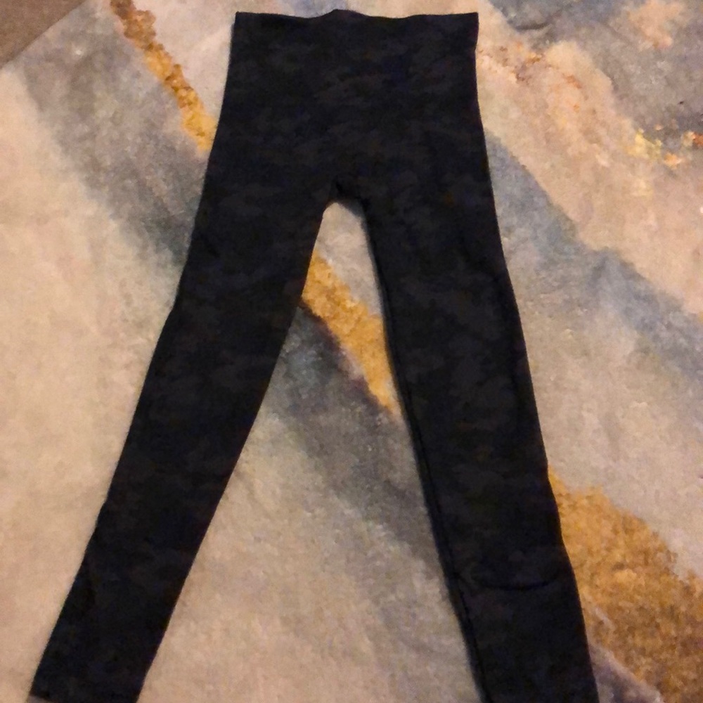 Spanx blue camo seamless legging from Evereve M